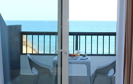 Hotel La Familia El Campello